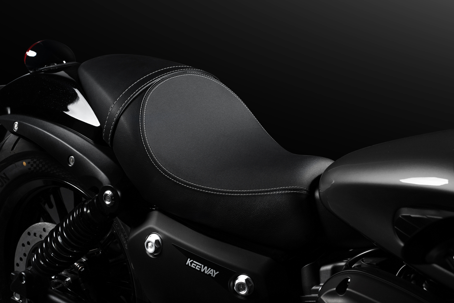 Обзор мотоцикла Keeway V302C Yellow: Дерзкий V-Twin для города